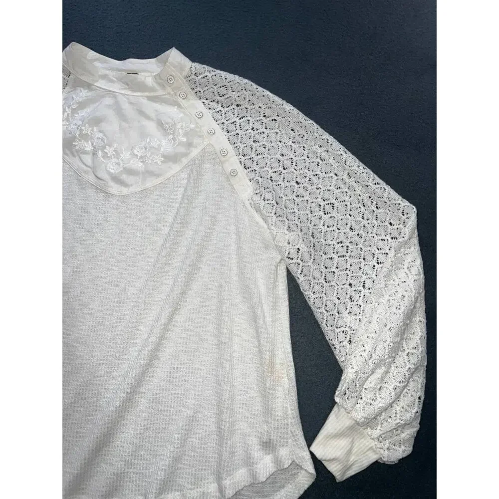 Free People embroidered Y2K Long Sleeve Blouse Mock Neck Ivory Large A010225